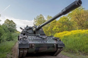 新たなウクライナへの武器支援、複数の国が砲兵装備を追加提供に応じる！