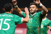 U24メキシコ、南アフリカに3-0完勝！互いに1人ずつ退場者出すもグループ2位通過が決定！韓国と対戦へ