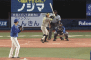 DeNA２ー５阪神　８回表　糸原健斗　タイムリーヒット