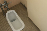 新人が初日に会社のトイレが和式だったため退職