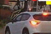 【動画】 どっちが悪い？ 左折の車と逆走の自転車が激しく接触する衝撃動画が話題に