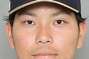 【朗報】大城卓三さん、大勢の球を4回もポロってたことが忘れ去られるｗｗｗｗｗｗｗｗ