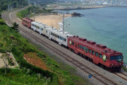 【朝日/AERA】絶景車窓だけじゃない車内には足湯まで！ 韓国観光列車たち