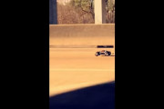 【トイストーリーもびっくり】高速道路を猛スピードで爆走するラジコンが激撮される…速度は100km/hオーバー？