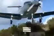 【動画】スレスレ着陸を撮影していたカメラマンが飛行機にはねられる事故。