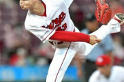 カープ島内が圧巻の5者連続奪三振！2回無安打無失点の快投！負け試合も“奪三振ショー”でスタンドを湧かせる
