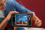 「海外版ファミコン」がレゴに！ブロックでドット絵の「マリオ」ゲーム画面も再現！！！