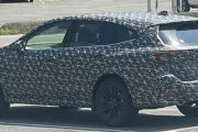 【スバル】レイバックの開発が進行中、新たなスパイショット画像の提供、いよいよ今秋発表か