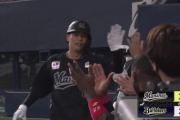 中村奨吾、勝ち越しホームランきたあああああああああああああああああああああああああ！