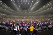 『B'z×GLAY』のライブもめっちゃ客入ってるしもうライブOKか…?!