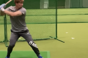 【動画】巨人松本剛「ラプソードで打球角度を下げる練習してます」←これｗｗｗｗｗ
