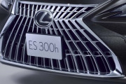 【トヨタ】「レクサスES」仕様変更　上質・洗練を追求した特別仕様車も設定