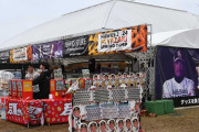 SB宮崎キャンプで山川穂高グッズ爆売れで品切れ。担当者「追加発注してるが間に合わない」