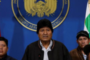 ボリビアのモラレス大統領がメキシコに亡命へ…後ろ盾だった軍に辞任を要求され！