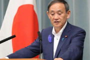菅官房長官「新型コロナ感染者の約6割は男性で、死者は7割男性だ」