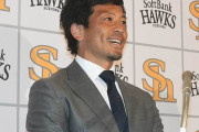 鷹・松田宣が新たに2年契約締結　5000万円増の4.5億円でサイン