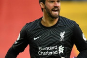 リバプール、守護神アリソンが6週間の負傷離脱…アストンヴィラ戦で7失点大敗