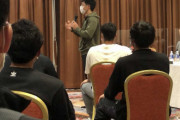 阪神 “予祝”レッスン　矢野監督の知人を講師に“模擬MVPインタビュー”（2/26）
