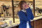 あーりん『いろんな推し色のわたしが見れちゃいます〜』｢美人百花あーりんが推されてて嬉しい」｢青あーりんかわいい」｢オフショットも楽しみ」
