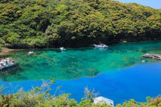 長崎の五島列島に住んでるんやが海がエメラルドグリーンで綺麗だから来てや