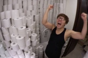 【悲報】ヒカキン「トイレットペーパー沢山買ってみたｗ」