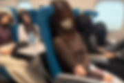 【悲報】櫻坂メンバーって新幹線グリーン車じゃないのかよ