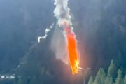 【動画】イタリアでオートジャイロがケーブルに接触して墜落。2人死亡。