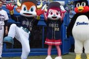 ヤクルトとオリックスの逆三連覇争い