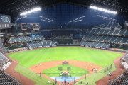 韓国人「オープンしたばかりの日ハム新球場が規格外過ぎたんだが…」「野球の新時代が到来しましたね」
