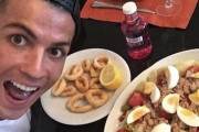 クリスティアーノロナウドの食生活を同僚が告白「彼はいつも同じものを食べている、ブロッコリー、鶏肉、ライス、水だ」