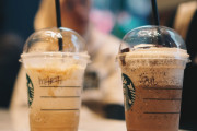 正直スタバのフラペチーノ好きな奴www