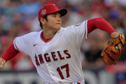 大谷翔平が10Kで8勝目！打っては2点タイムリーの大活躍！さらに10個目の盗塁！←「スーパーマン」（海外の反応）