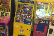 【画像】旅館にある古いゲーム機ばっかのゲームコーナーwww