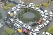 【動画】インド人、環状交差点を完全に詰まらせてしまう（ノ∇`）