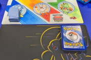 【画像】ポケモンカード国際選手権で超特大の「ジャンボカード」を持ち込み対戦した猛者現る