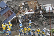 熱海土石流で130棟流失　発生源に盛り土で関連調査　捜索難航は被災者確認急ぐ  [7/5]