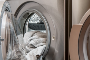 ティッシュを間違えて洗濯して処理してると、旦那にめちゃくちゃ責められる。旦那「洗濯機に入れる前に最終確認すべき！」私「」→結果…