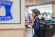 ウーバー、ローソンの宅配開始！国内コンビニで初！からあげクン買ってきてもらえるぞ！！！！