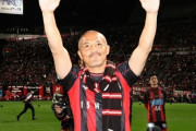 元日本代表MF小野伸二、現役ラストマッチは前半22分で途中交代　両軍3万1143人のサポーターが熱狂（関連まとめ）