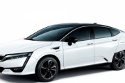 ホンダが「クラリティ フューエルセル」の個人向けリースを開始