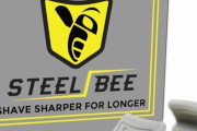 おい。10個3000円とかで剃刀の刃買ってる奴。騙されたと思ってこれ使ってみろ。寿命が3倍だぞ。