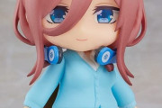《五等分の花嫁》ねんどろいど Swacchao！「中野三玖」予約開始！の上や小さなスペースに気軽に可愛く並べることが出来ます
