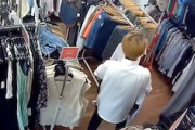【動画】若い男に大量に万引きされてしまう名古屋の古着屋さん。