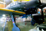 「零式艦上戦闘機」や「ハヤブサ」など約20機を展示…8月だけオープンの河口湖飛行舘！