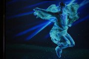 【Photon特設サイト更新】『Photonの系譜 ー職人たちの静かなる光』Vol.5公開。「国宝級」と絶賛された「羽生結弦 図屏風」が寺院で放つ力強いエネルギー。その真髄を深掘り。