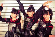 YUIMETALが主役のBABYMETALの曲は？ + 久しぶりに岡崎百々子が姿を見せる　【海外の反応】
