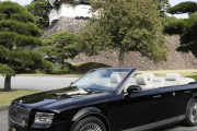 外国人「日本の天皇陛下はこんな車に乗ってるらしいぞ！」