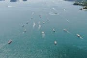 韓国漁船350隻が海上で日本の海洋放出に抗議