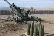 米が供与のM777榴弾砲、ゲームチェンジャーとなるか？…誘導砲弾エクスカリバーの発射も可能！
