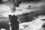 【閲覧注意】原子爆弾、きのこ雲の下でおきたことが地獄絵図・・・